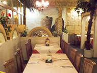 Griechisches Restaurant Meteora, Rume